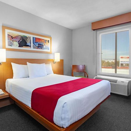 City Express By Marriott Celaya Parque Luaran gambar