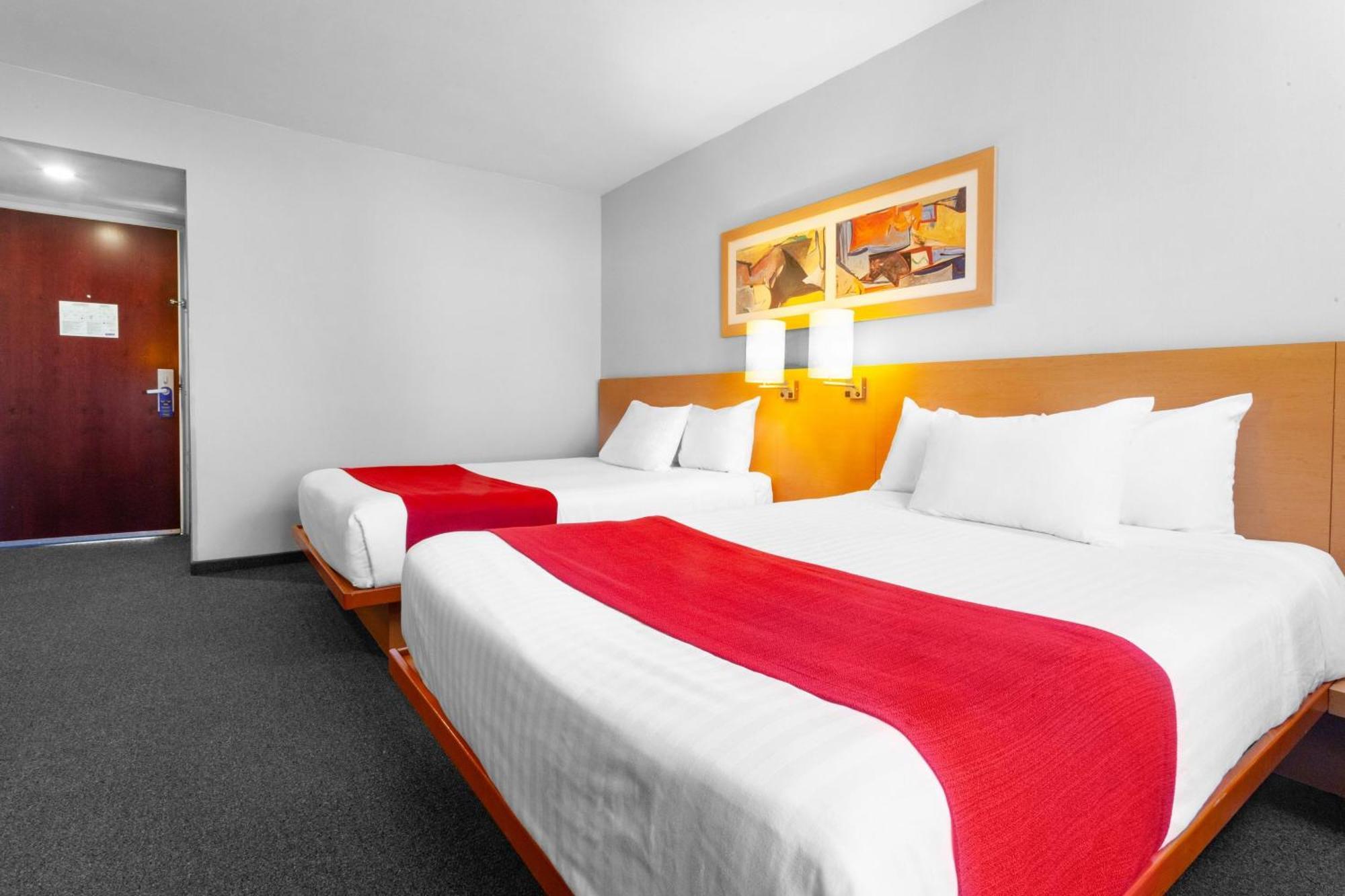 City Express By Marriott Celaya Parque Luaran gambar