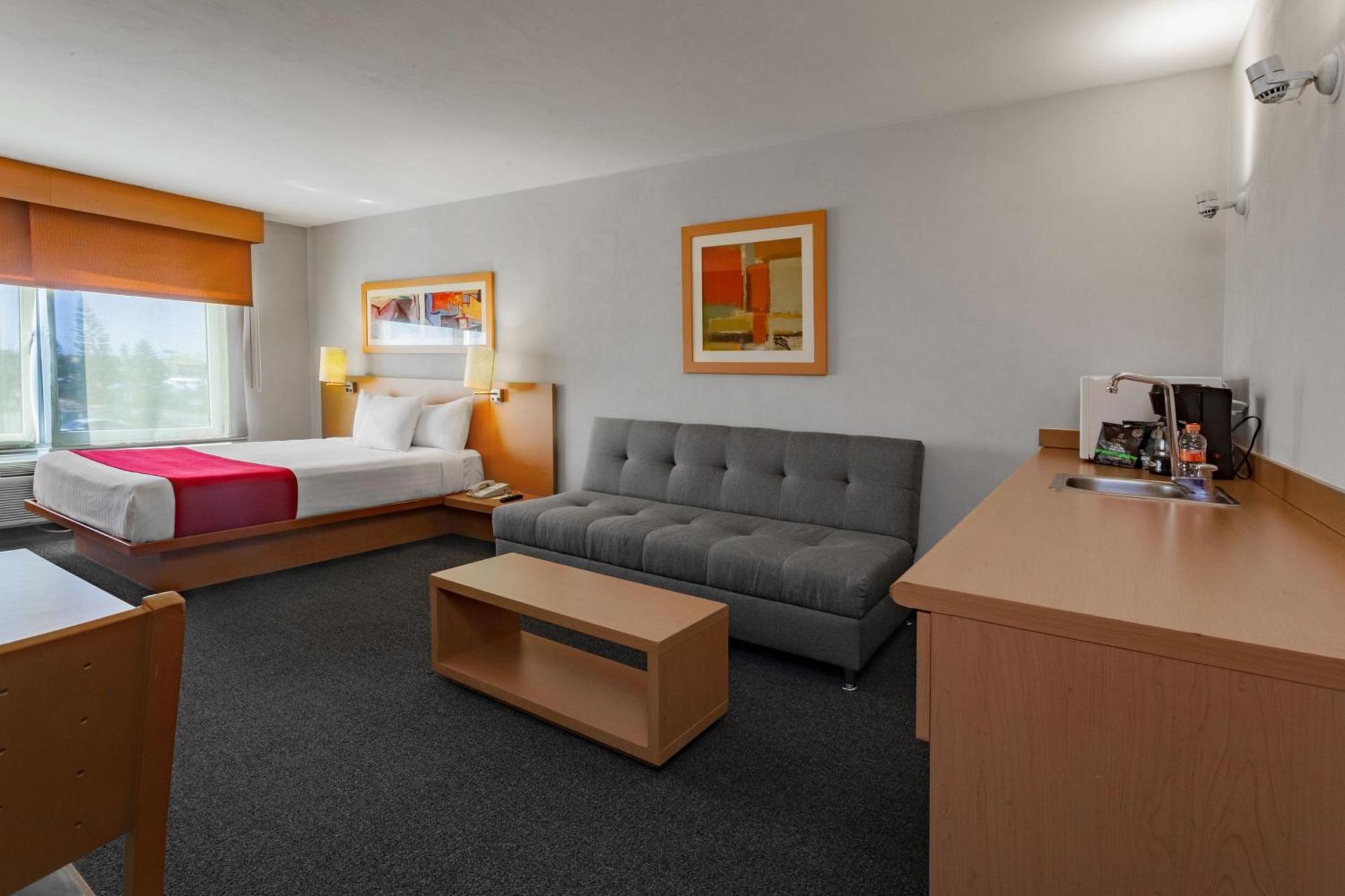 City Express By Marriott Celaya Parque Luaran gambar