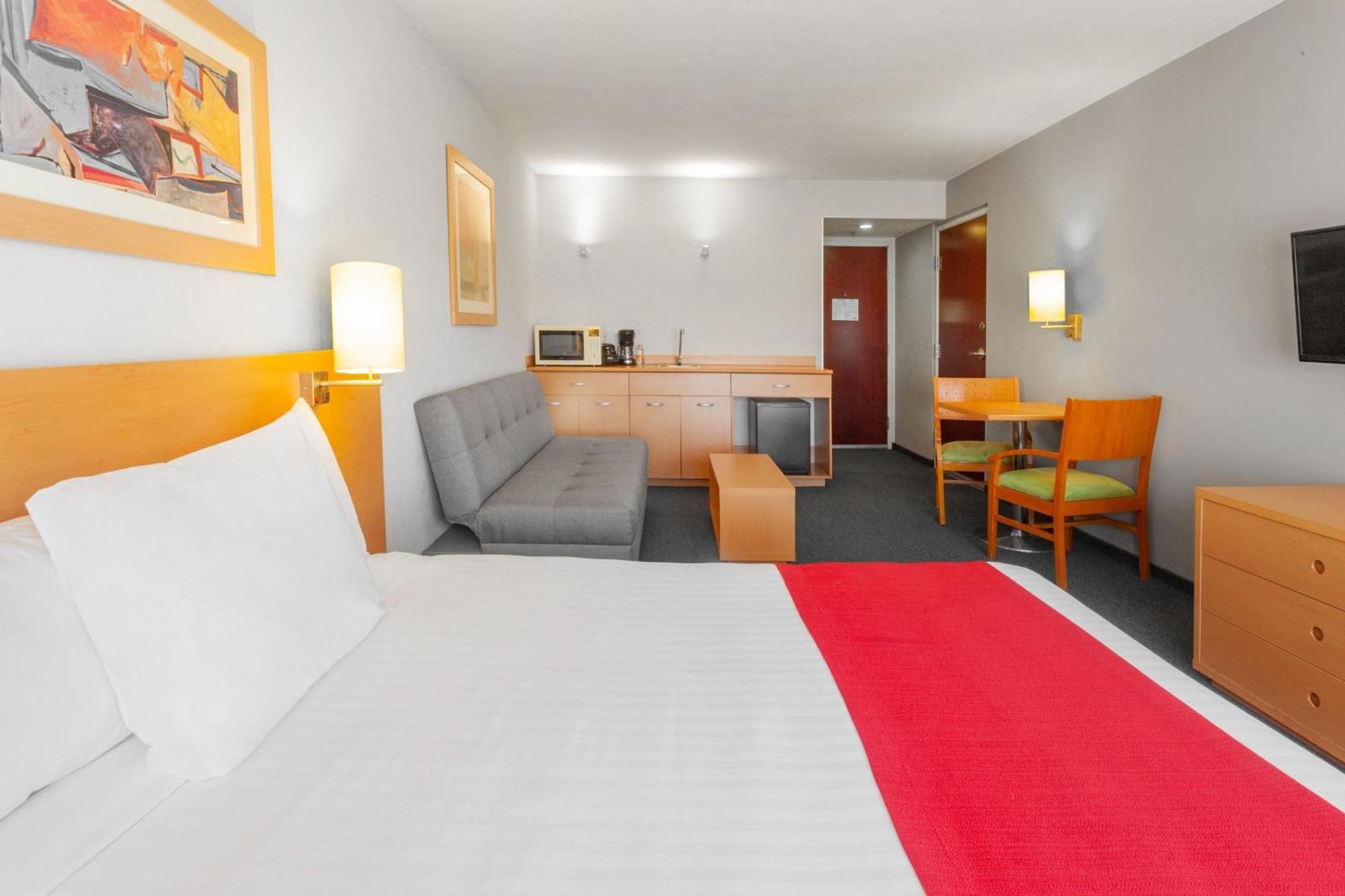 City Express By Marriott Celaya Parque Luaran gambar