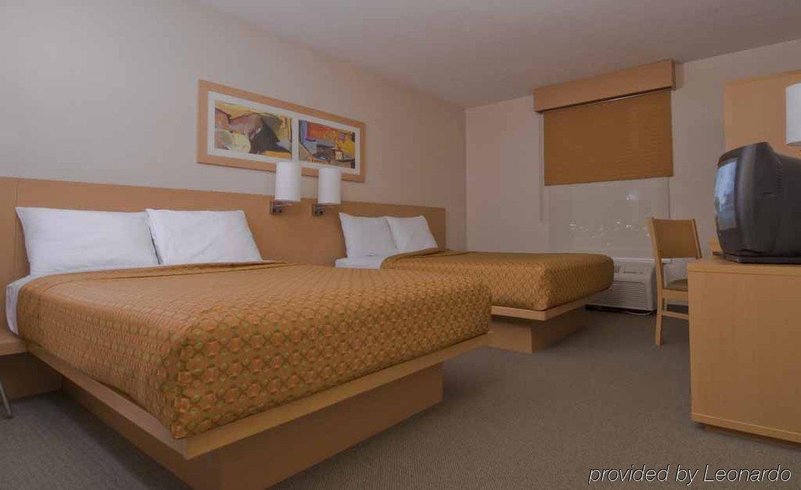 City Express By Marriott Celaya Parque Luaran gambar