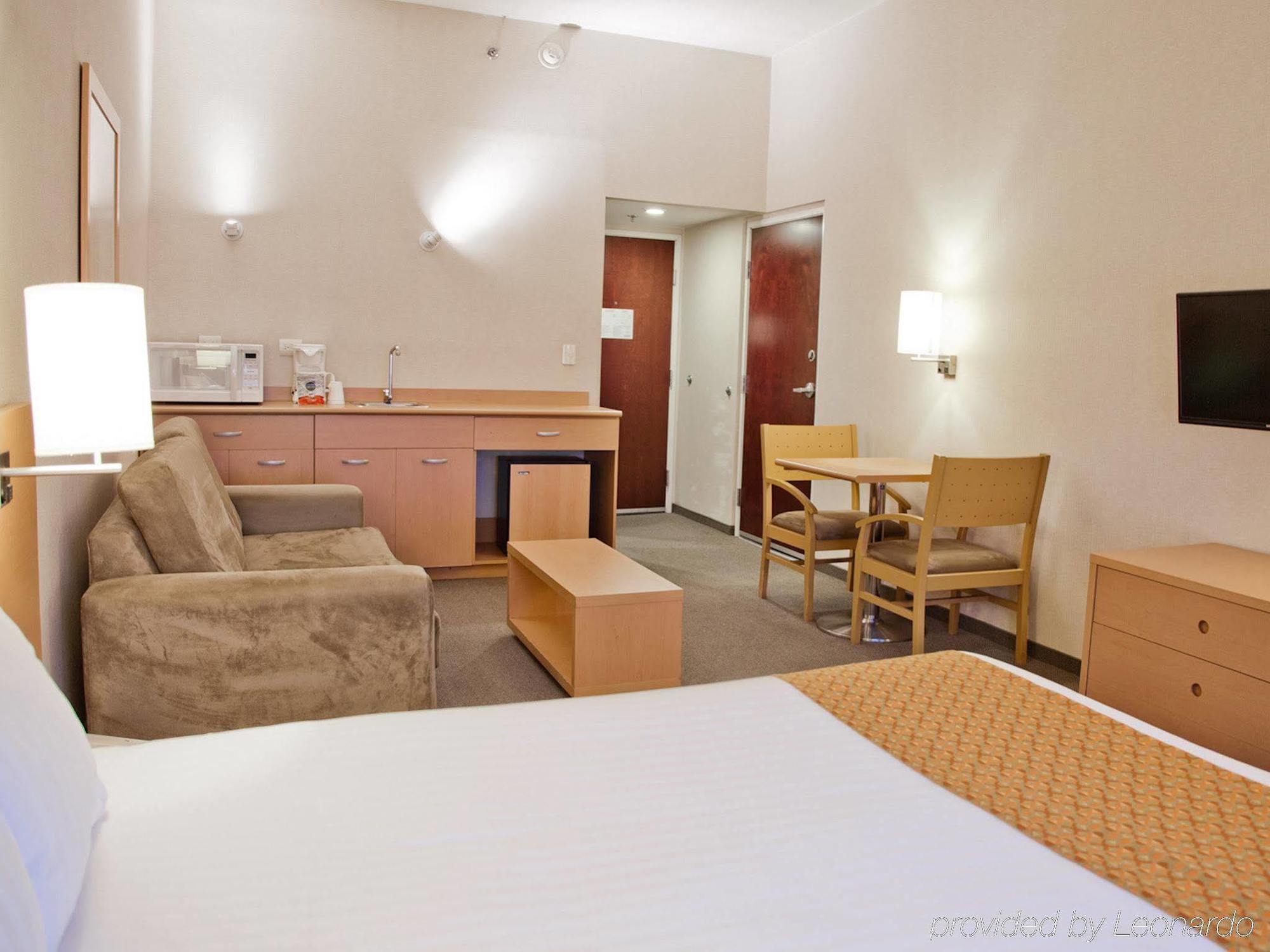 City Express By Marriott Celaya Parque Luaran gambar