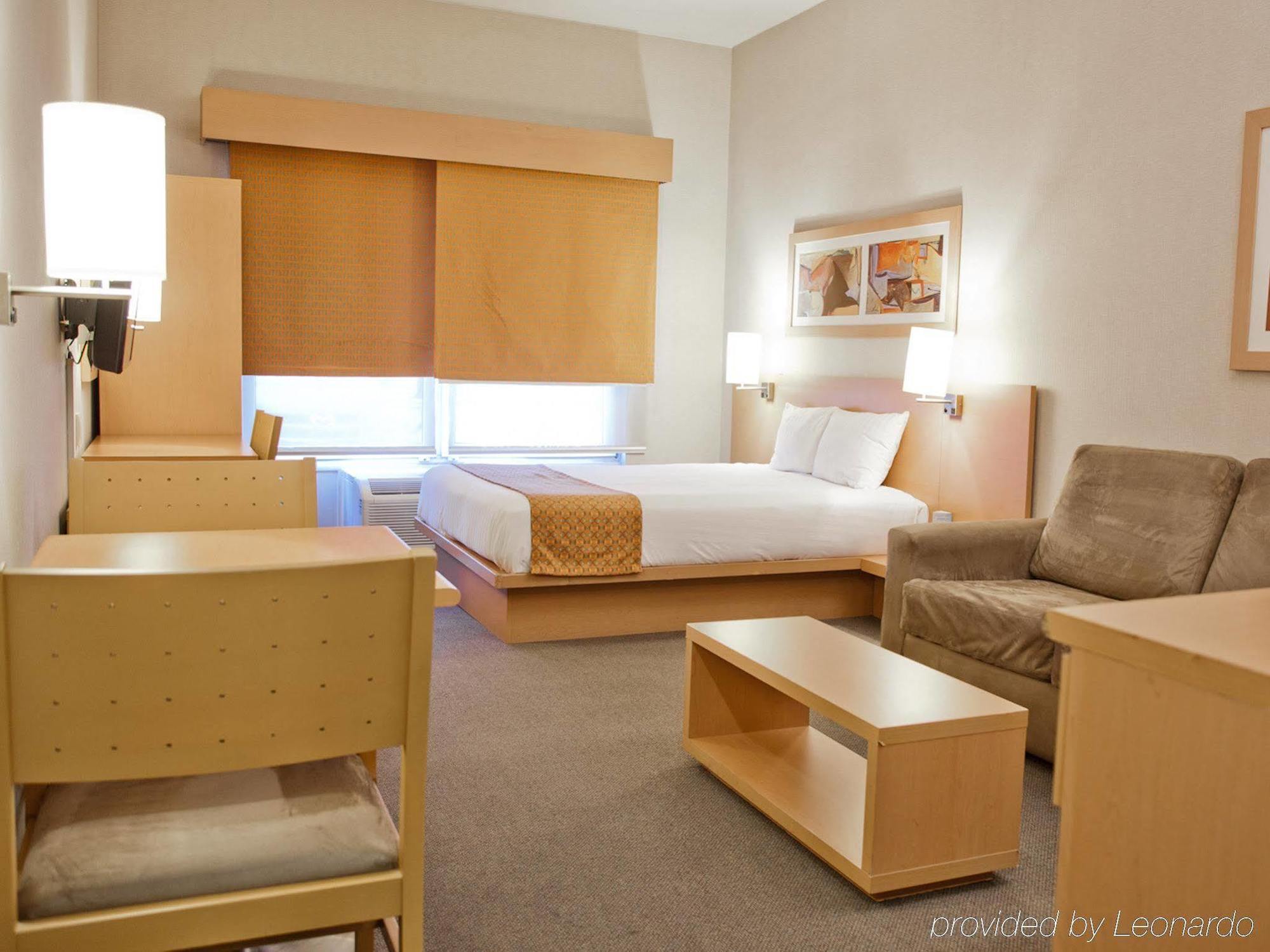 City Express By Marriott Celaya Parque Luaran gambar